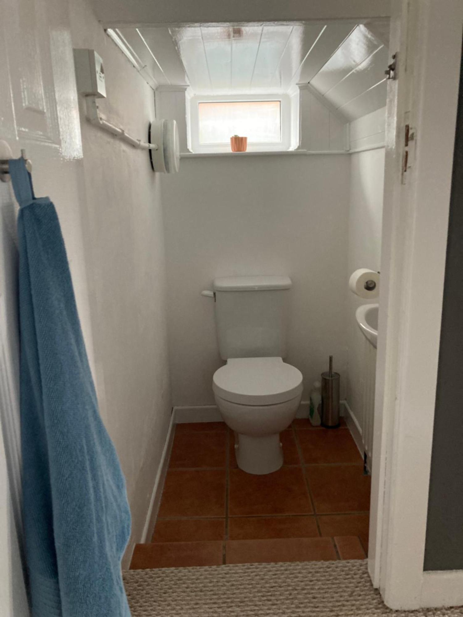 Cosy At Cumberland - Double Room With Shared Bathroom Dundonald  Exterior foto